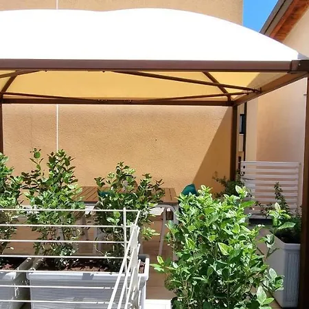 La Piccola Goccia Desenzano-goccia Di Apartment