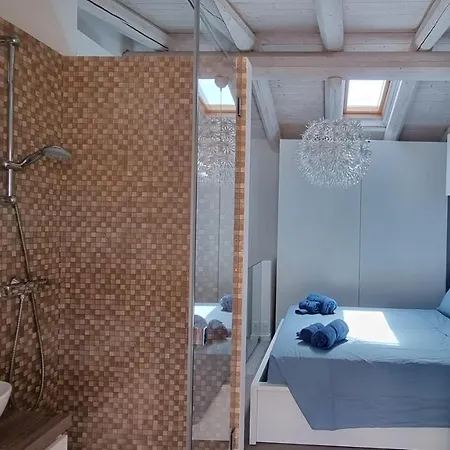 La Piccola Goccia Desenzano-goccia Di Apartment
